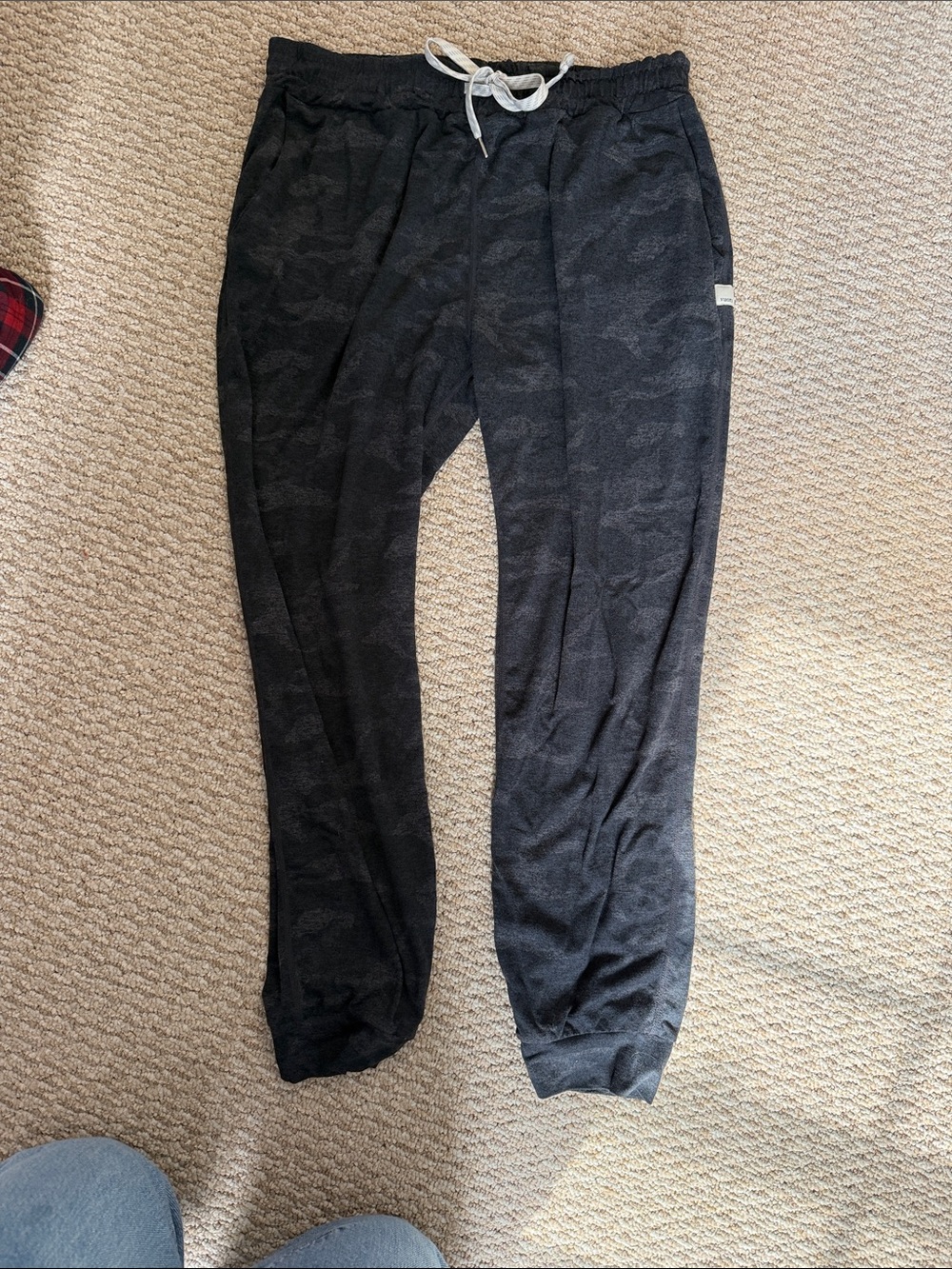 Women’s Vuori joggers